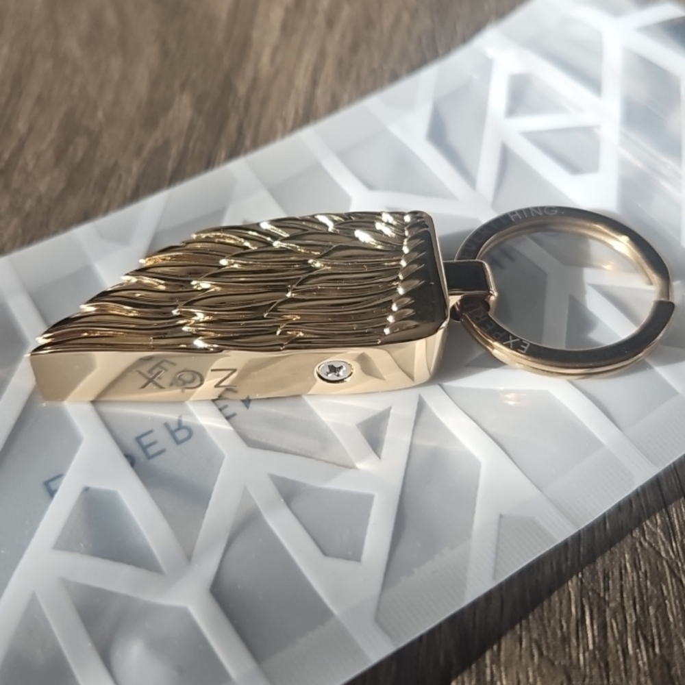 ZOX GOLD ANGEL WING ZOXLOX #1396 ADVENT COLLECTIBLE KEYCHAIN FOR ZOX WRISTBAND - Picture 8 of 9